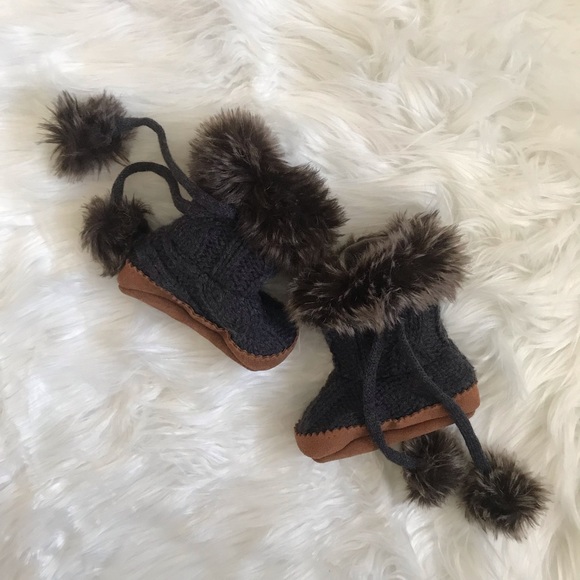 Other - Baby & Child Unisex Baby Boots SZ 3m 💙